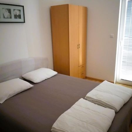 Villa Dobra Family Apartments Vir Ngoại thất bức ảnh