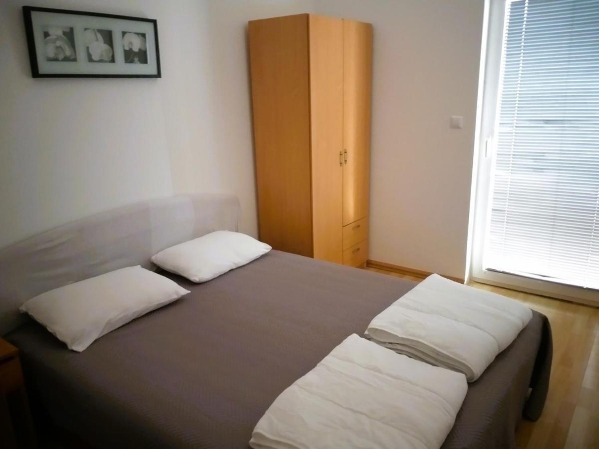 Villa Dobra Family Apartments Vir Ngoại thất bức ảnh