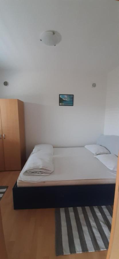 Villa Dobra Family Apartments Vir Ngoại thất bức ảnh