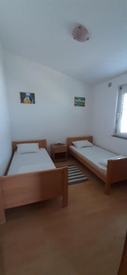 Villa Dobra Family Apartments Vir Ngoại thất bức ảnh