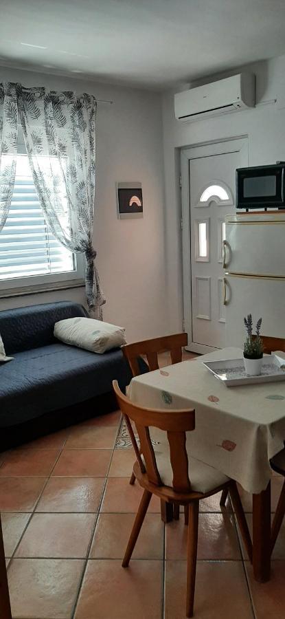 Villa Dobra Family Apartments Vir Ngoại thất bức ảnh