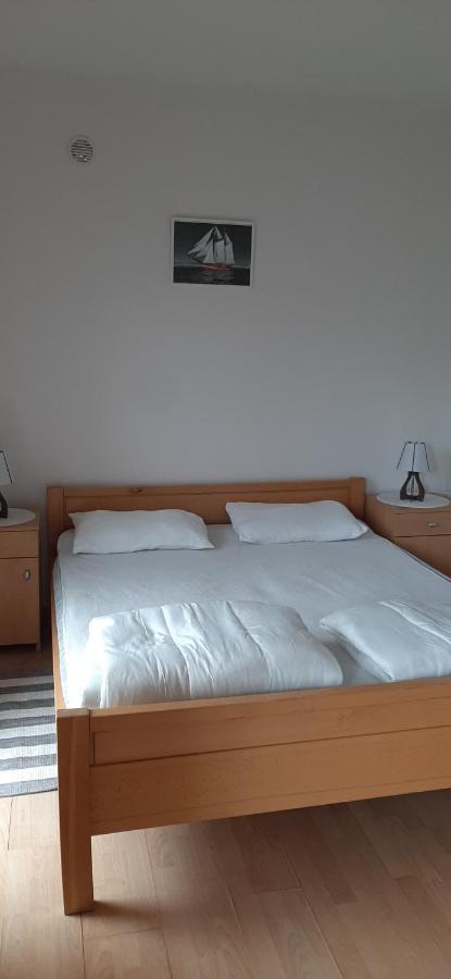 Villa Dobra Family Apartments Vir Ngoại thất bức ảnh