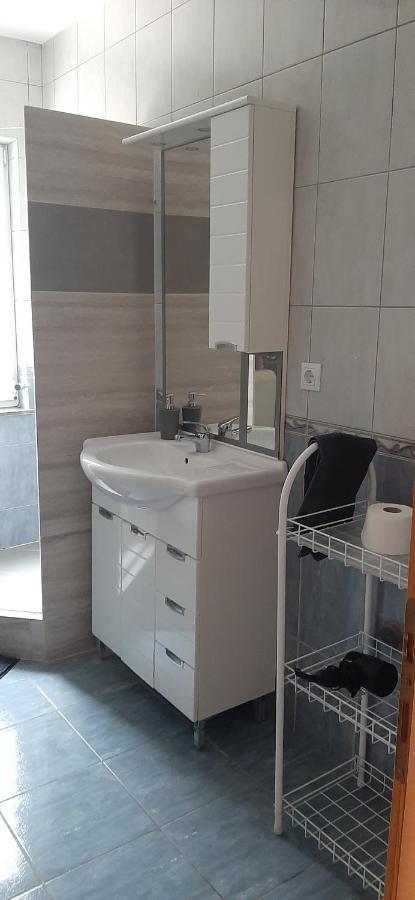 Villa Dobra Family Apartments Vir Ngoại thất bức ảnh